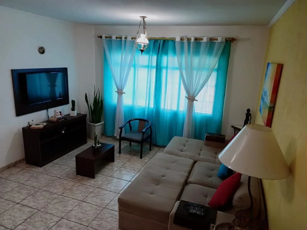 Sobrado com 3 dormitórios à venda, 140 m² por R$ 1.148.936 - Santa Terezinha - São Paulo/SP