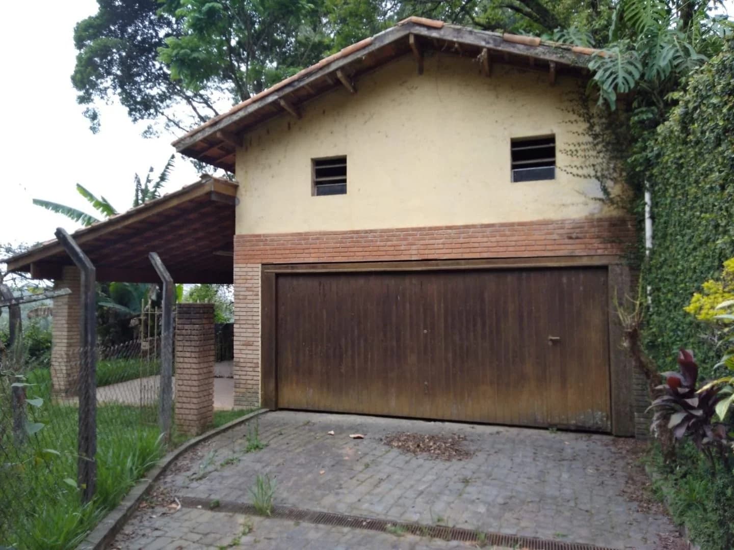 Casa com 5 dormitórios à venda, 244 m² por R$ 742.000 - Mantiqueira - Mairiporã/SP